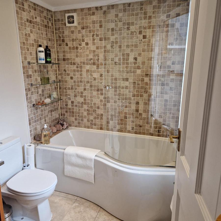 Апартаменты Colourful 2 Bed 2 Bath Tooting House Лондон Экстерьер фото