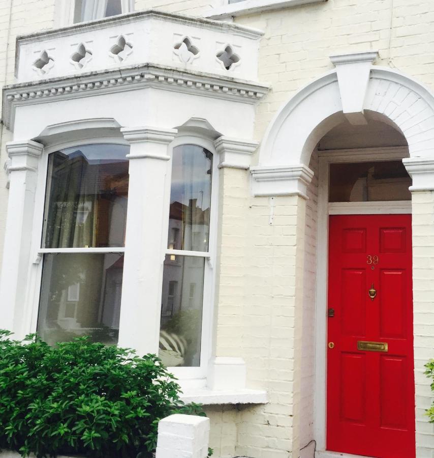 Апартаменты Colourful 2 Bed 2 Bath Tooting House Лондон Экстерьер фото